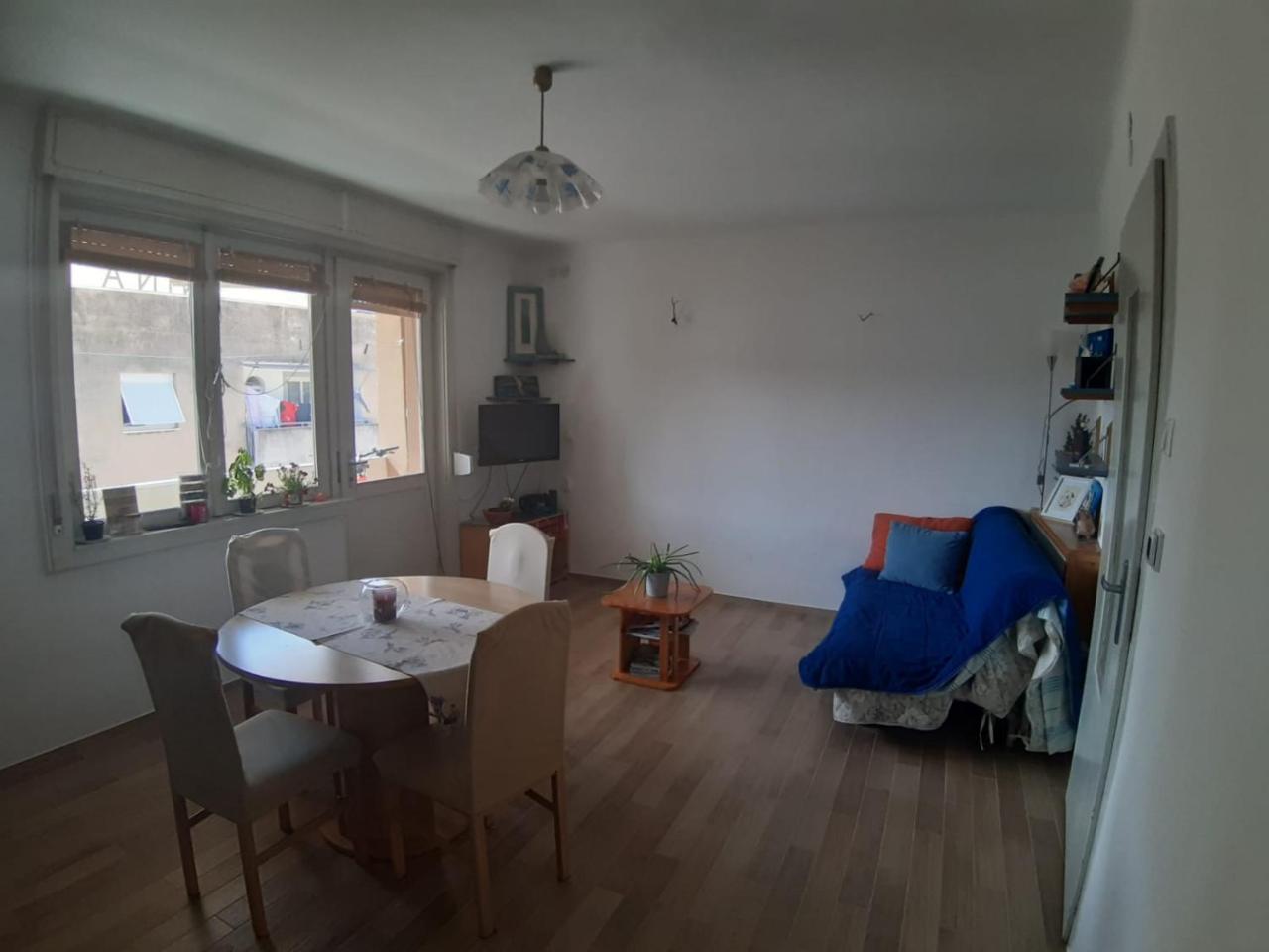 Nina, Apartment In City Centre Split Buitenkant foto